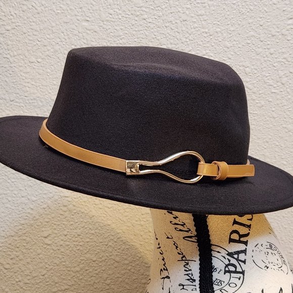 Womens Vintage Black Felt Fedora Buckle Decor Vintage  - NEW - Picture 2 of 5